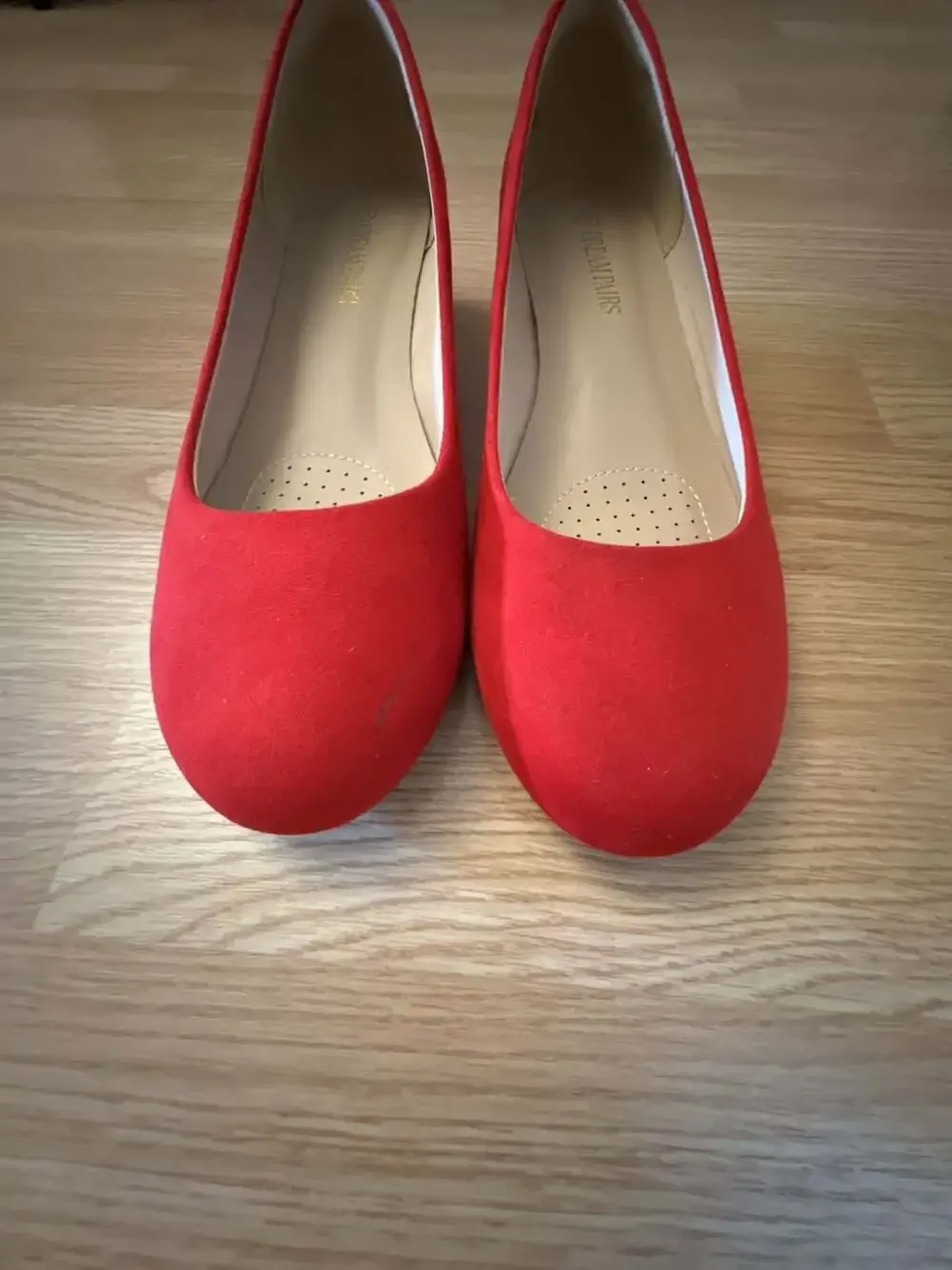 Dream Pairs Women's Red Faux Suede Wedge Ballet Flats Sz 11